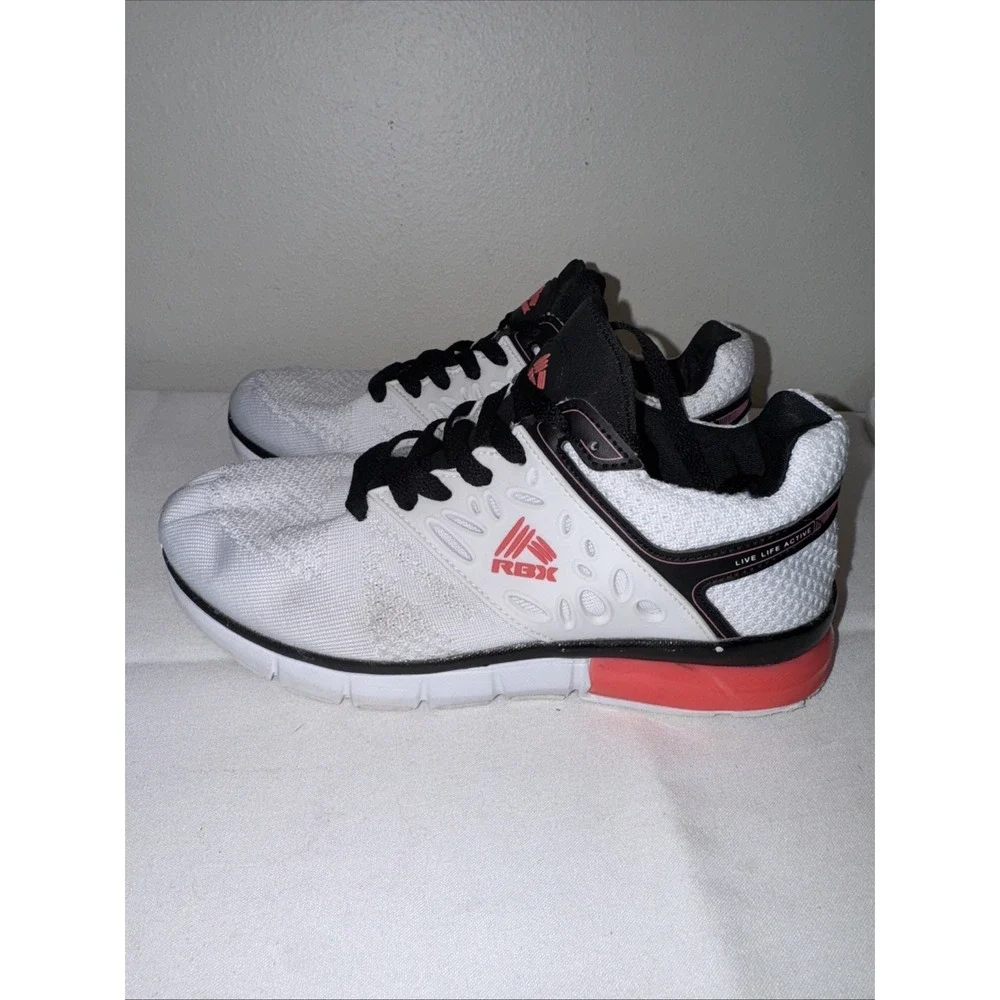Reebok live life active size 9 women RBX White black pink Run Walk Spring Summer